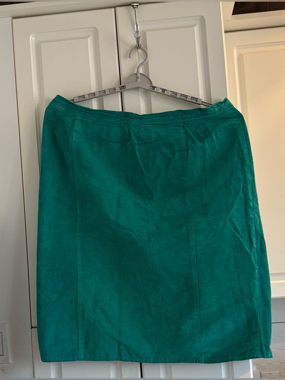 Vintage plus-size Women's Emerald Green Suede Pencil Skirt